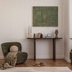 Minimalist,Living,Room,With,Nature,Tones.,A,Cozy,Corner,With